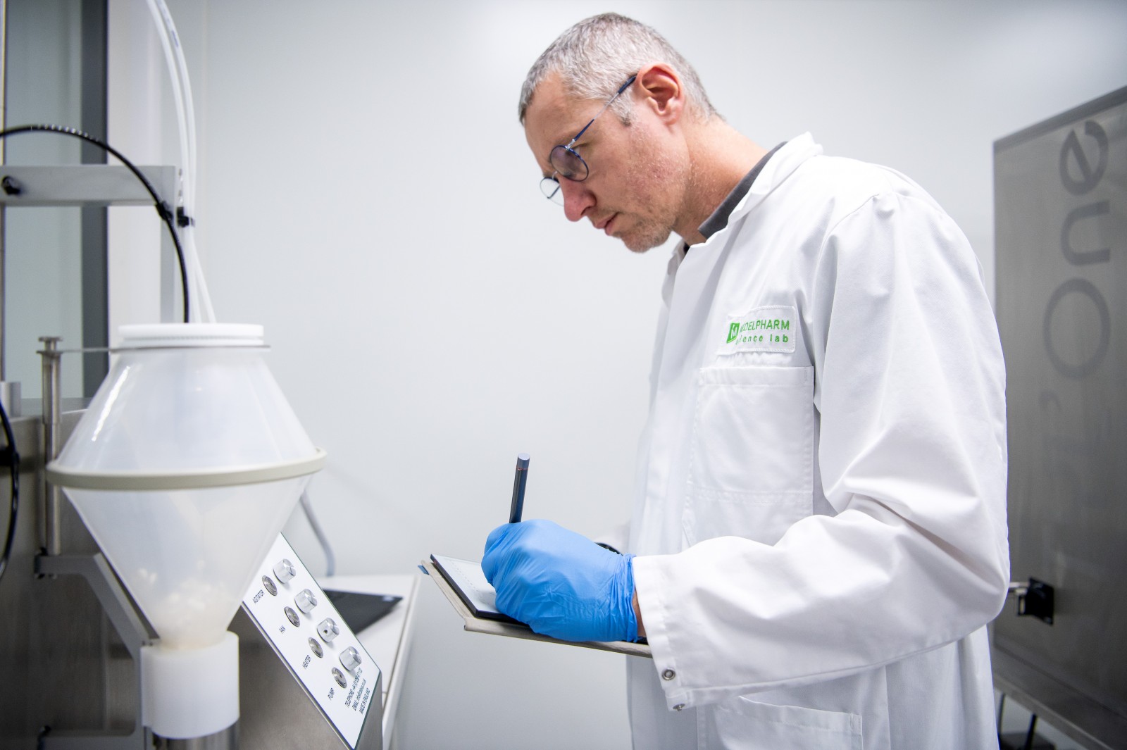 Laboratoire pharmaceutique